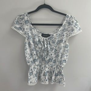 Cute summer top!